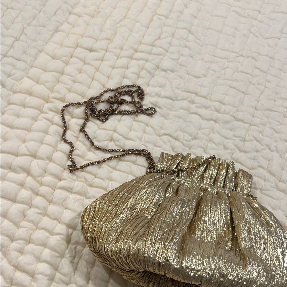 Vintage Gold Textured Evening Clutch - Picture 3 of 13